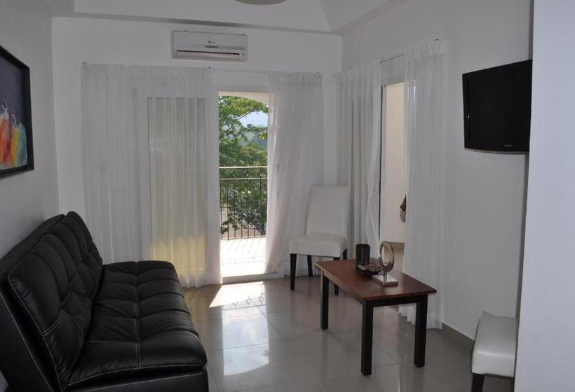 سوییت, Galerias Hn