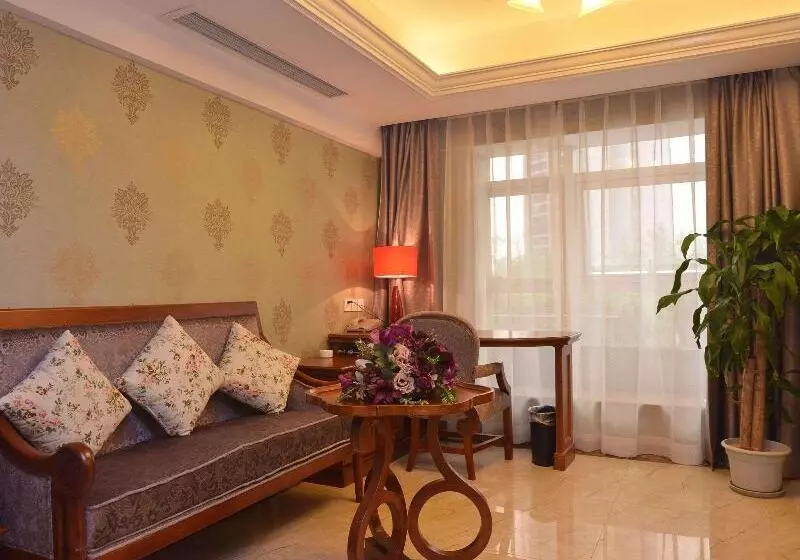 Suite, Ibis Chongqing Ranjiaba