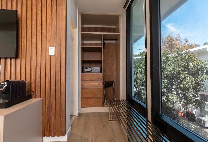 غرفة ديلوكس, Park Plaza Lodge