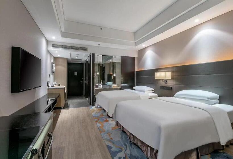 غرفه قياسيه سريرين مزدوجين, Renaissance Guiyang