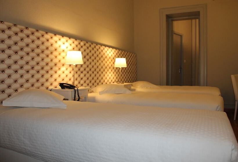 غرفة قياسية ثلاثية, Senhor De Matosinhos