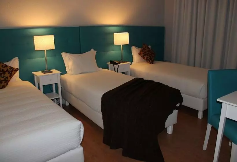 اتاق استاندارد سه نفره, Senhor De Matosinhos