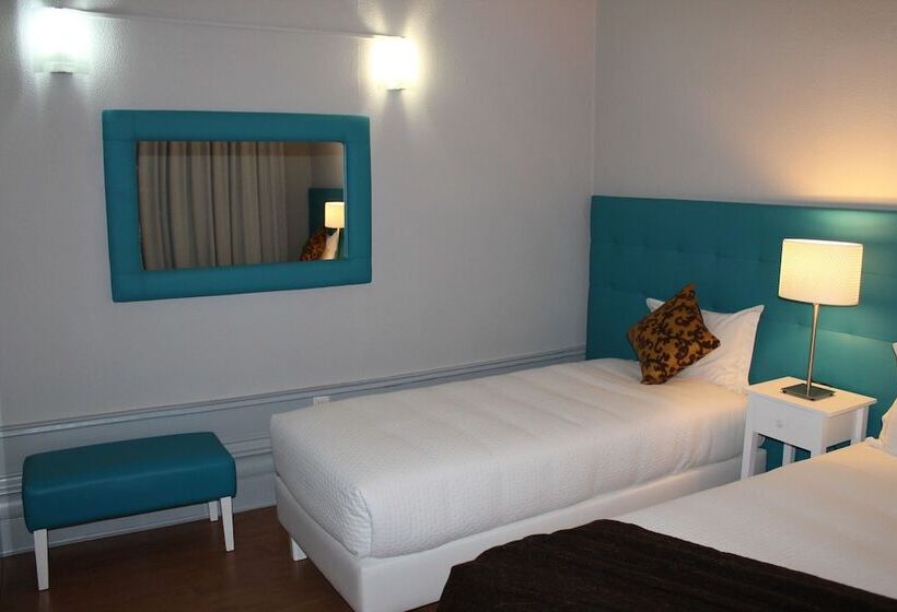 غرفة قياسية ثلاثية, Senhor De Matosinhos