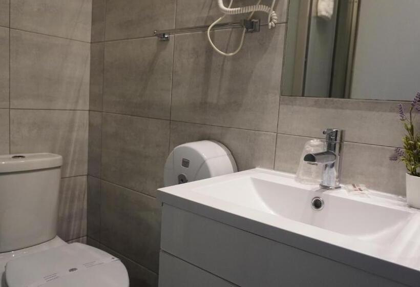 غرفة قياسية, Senhor De Matosinhos