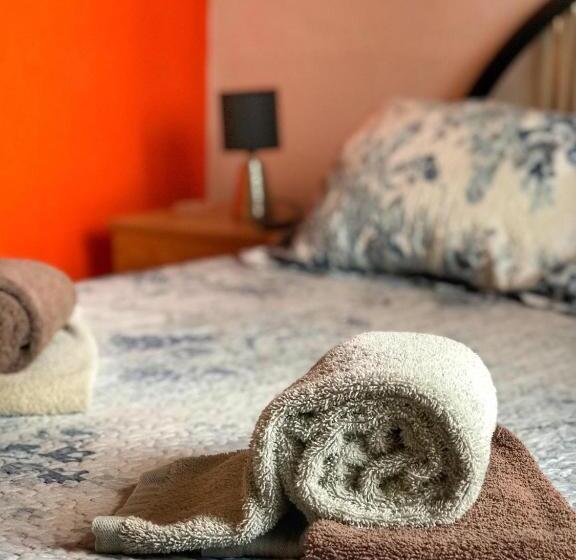 سوییت, Pensao Residencial Flor Dos Cavaleiros