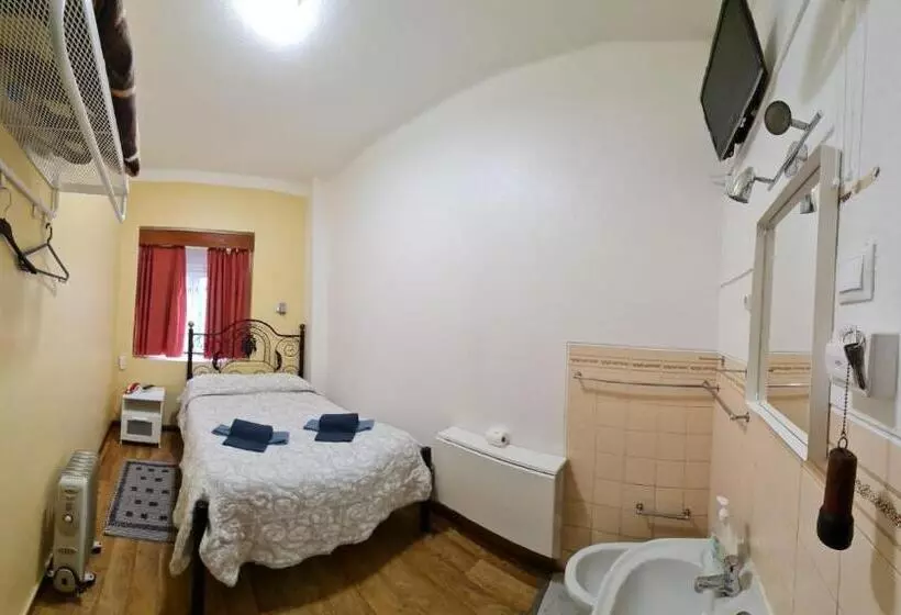 اتاق استاندارد با تخت دوبل, Pensao Residencial Flor Dos Cavaleiros