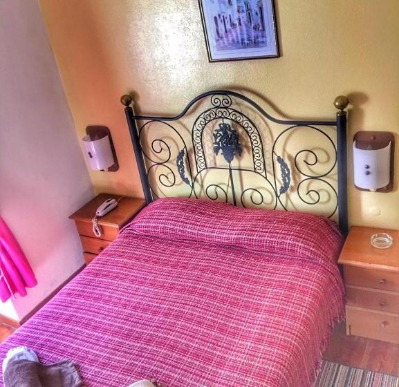 اتاق استاندارد با تخت دوبل, Pensao Residencial Flor Dos Cavaleiros