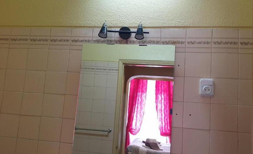 اتاق استاندارد, Pensao Residencial Flor Dos Cavaleiros