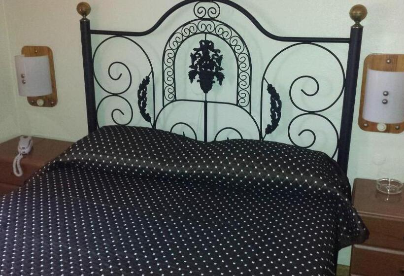 اتاق استاندارد, Pensao Residencial Flor Dos Cavaleiros