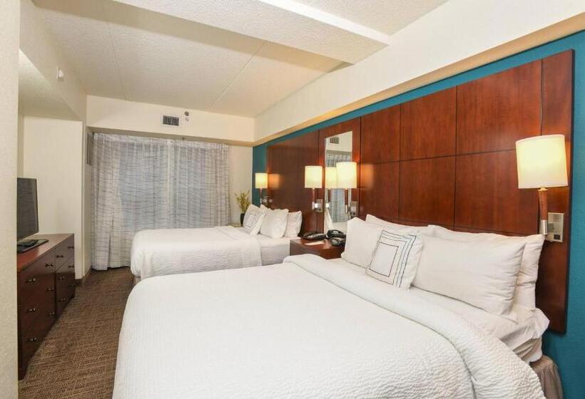 جناح, Residence Inn Cincinnati North West Chester