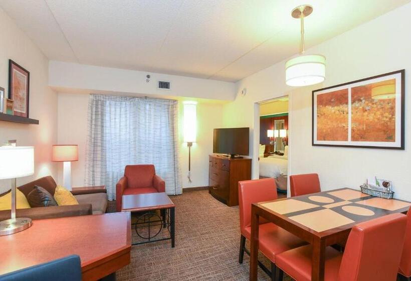 جناح, Residence Inn Cincinnati North West Chester