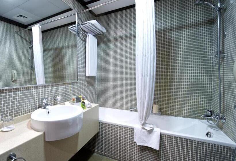 آپارتمان مدیریتی 3 خوابه, Time Oak Hotel & Suites