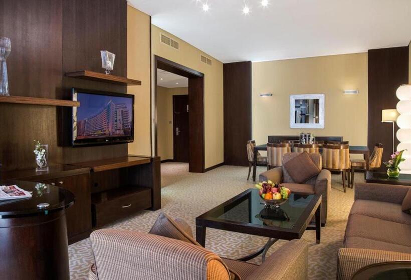 آپارتمان مدیریتی 3 خوابه, Time Oak Hotel & Suites