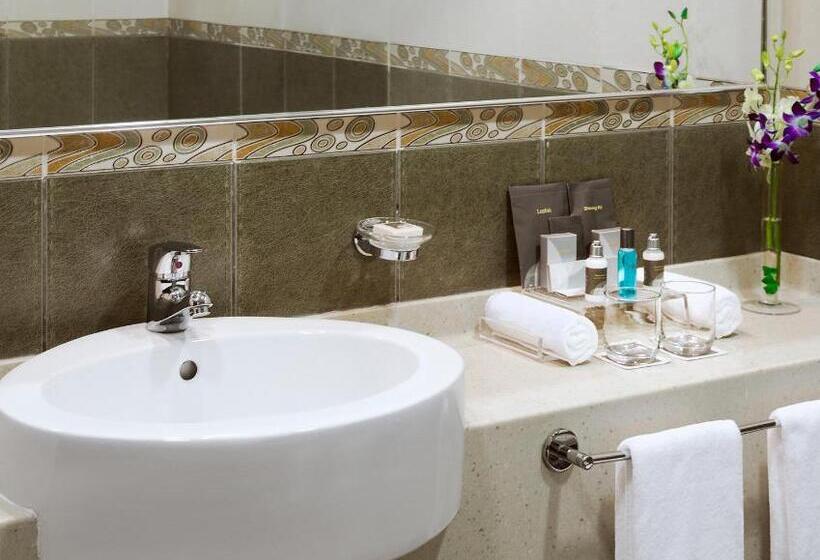 اتاق لوکس, Time Oak Hotel & Suites