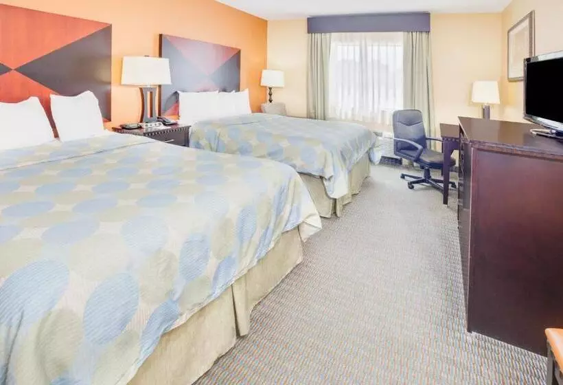 スタンダードルーム, Days Inn & Suites By Wyndham Russellville