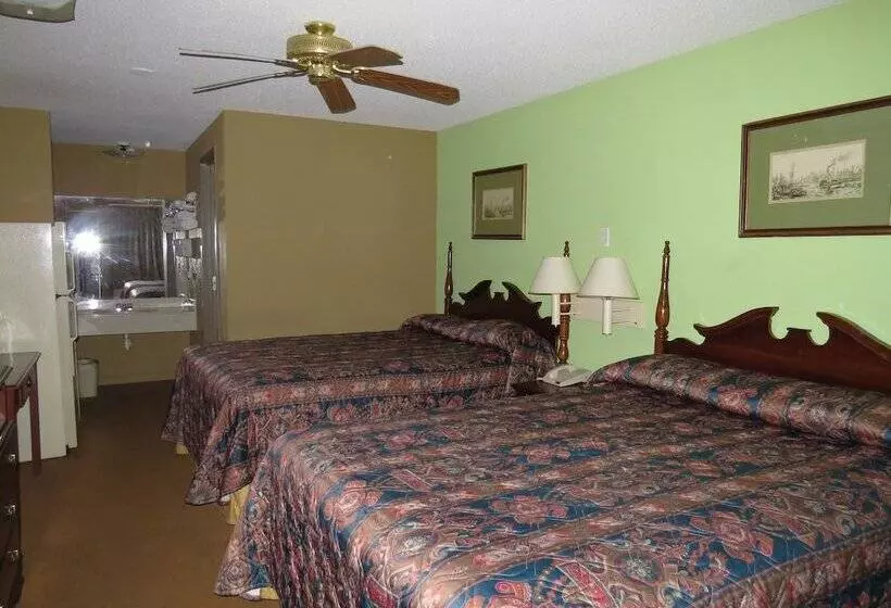Standard-huone 2 Parivuodetta, First Western Inn Caseyville
