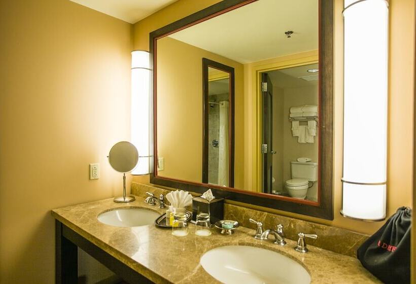 חדר אקזקיוטיב, Overton Hotel And Conference Center