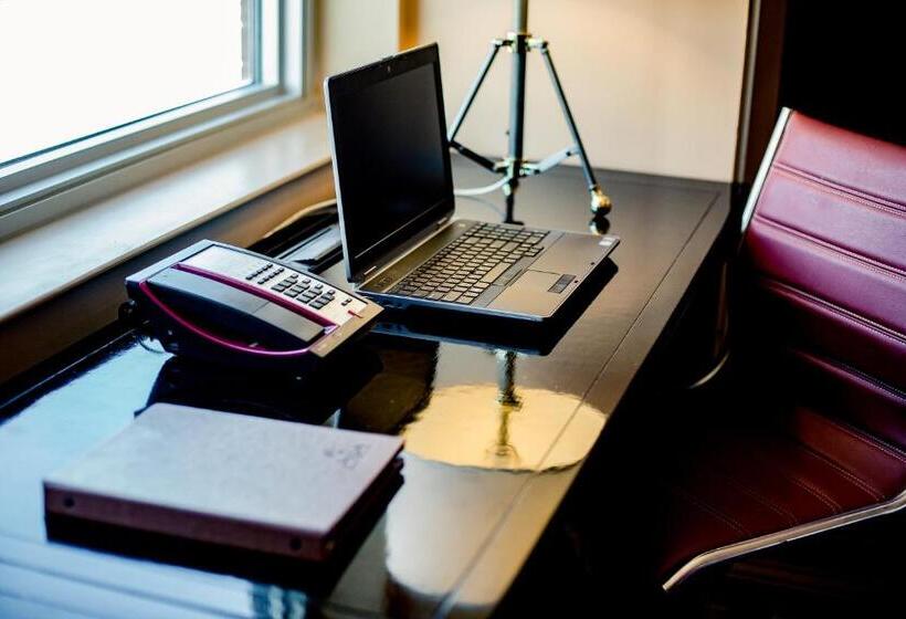 غرفة تنفيذية, Overton Hotel And Conference Center