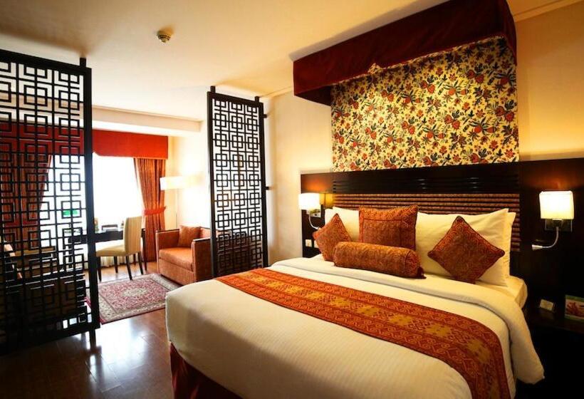 استودیوی سوپریور, Park Lane