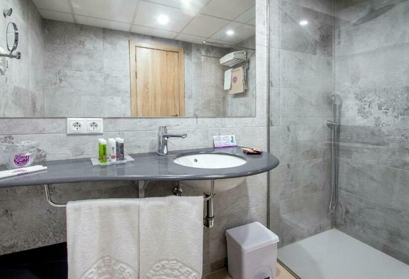 标准间, Servigroup Koral Beach