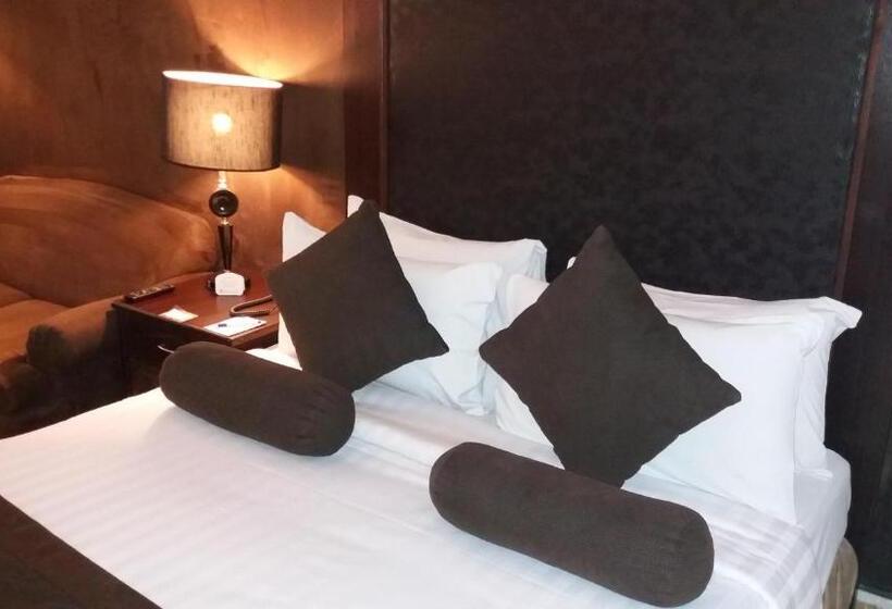 سوییت لوکس, Smart