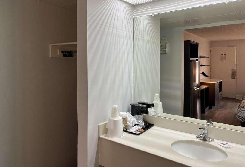 اتاق استاندارد برای معلولان, Studio 6 Suites Perry, Ga