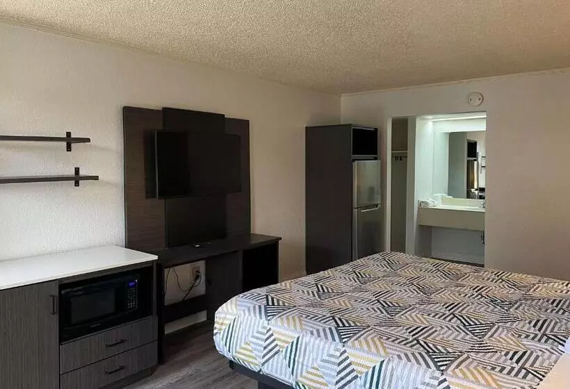 キングサイズベッドのスタンダードルーム, Studio 6 Suites Perry, Ga