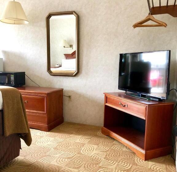 キングサイズベッドのデラックスルーム, Lyn Aire Motel