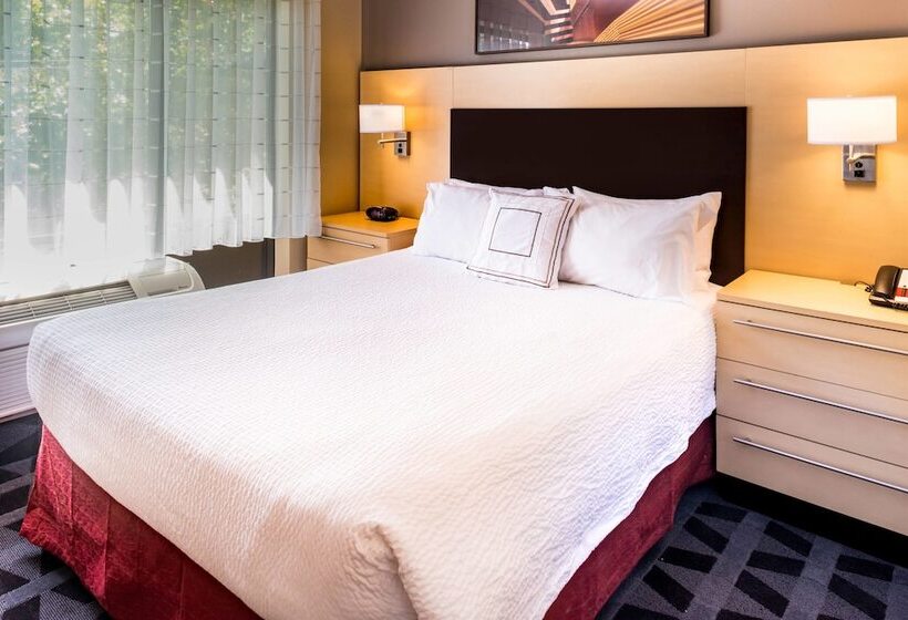 Люкс, Towneplace Suites Huntington