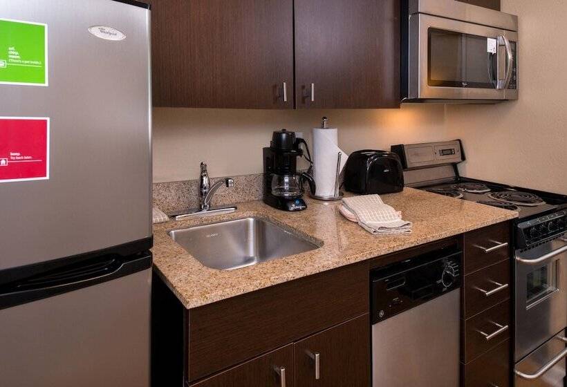 Люкс, Towneplace Suites Huntington