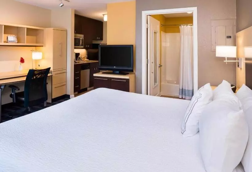 スタンダードスタジオ, Towneplace Suites Huntington
