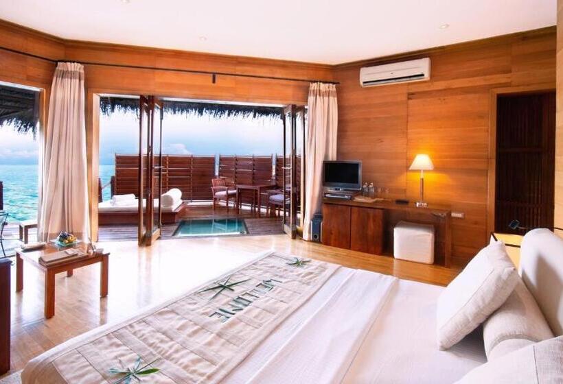 单卧高级别墅, Adaaran Prestige Water Villas   With Dine Around Premium All Inclusive   24 Hours