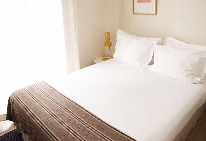 Cameră Basic, Casa Das Janelas Com Vista