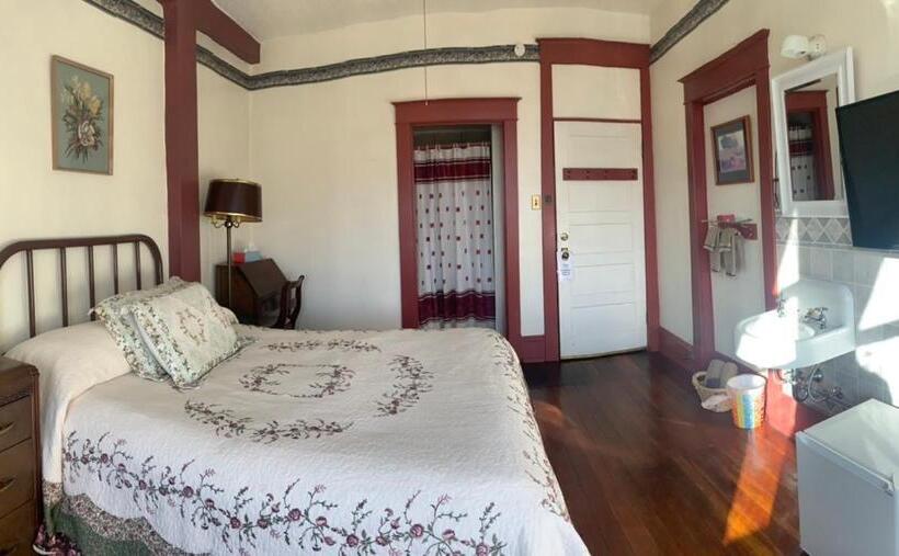 Номер Стандарт, Historic Hotel Greybull