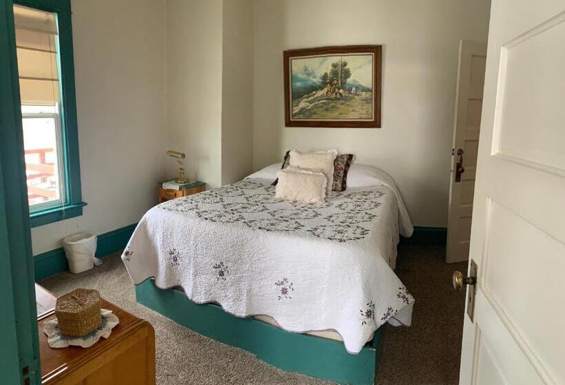 جناح ديلوكس, Historic Hotel Greybull