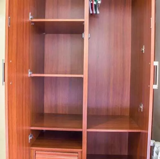 اتاق استاندارد یک نفره, Hostal Hotil Coruña Centro