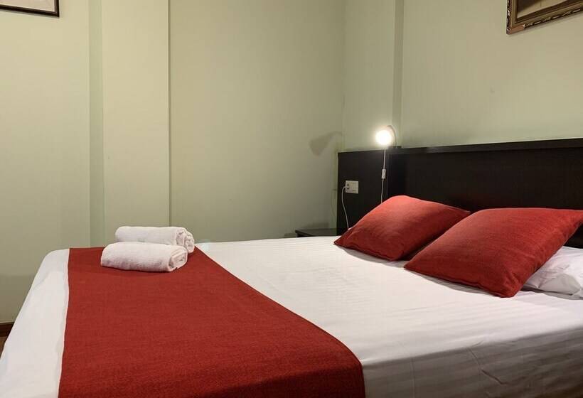 اتاق لوکس, Hostal Hotil Coruña Centro