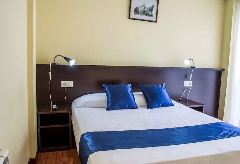 اتاق لوکس, Hostal Hotil Coruña Centro