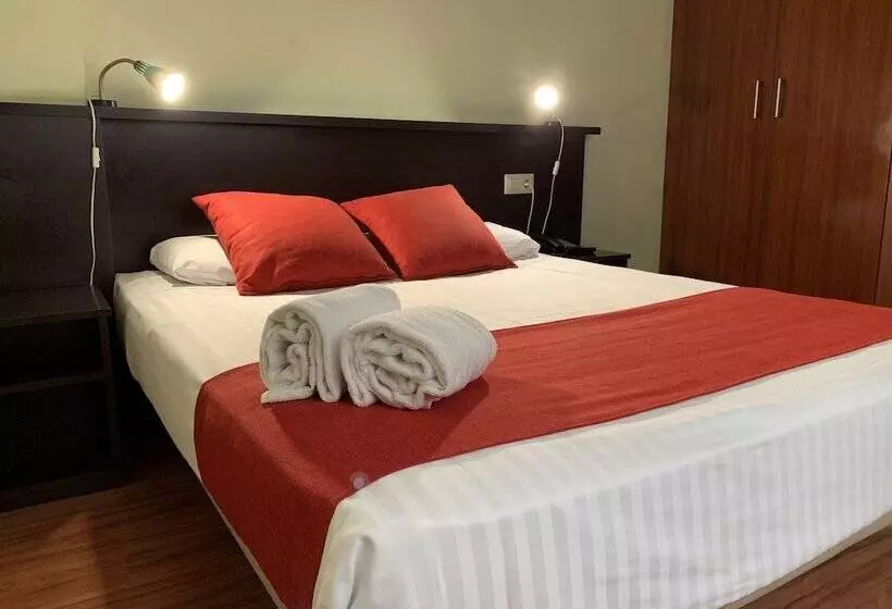 اتاق لوکس, Hostal Hotil Coruña Centro