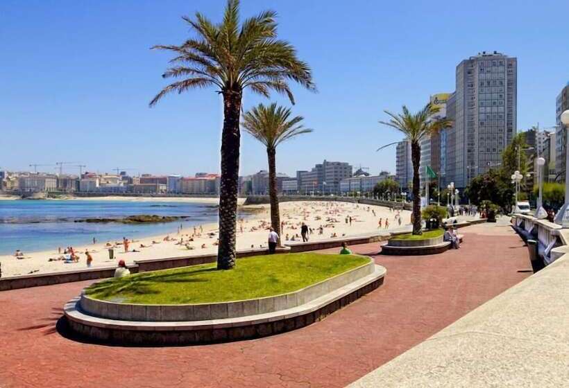 디럭스 룸, Hostal Hotil Coruña Centro