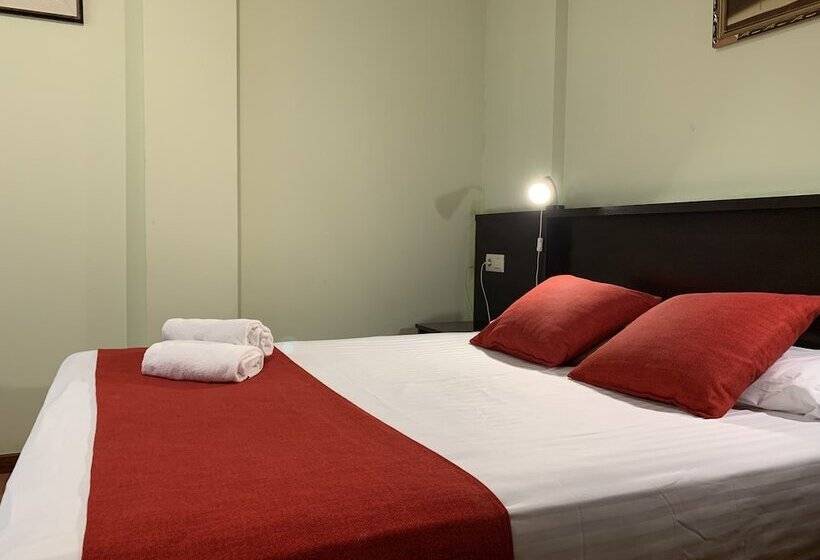 디럭스 룸, Hostal Hotil Coruña Centro