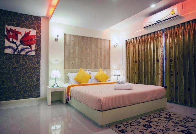 스위트, Ayara Grand Palace