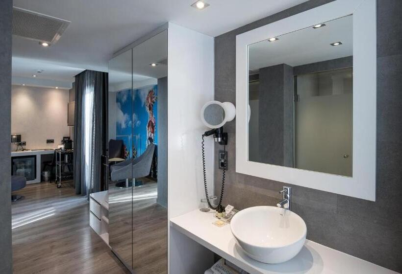 Люкс с Бассейном, Catalonia Gran Via Bcn