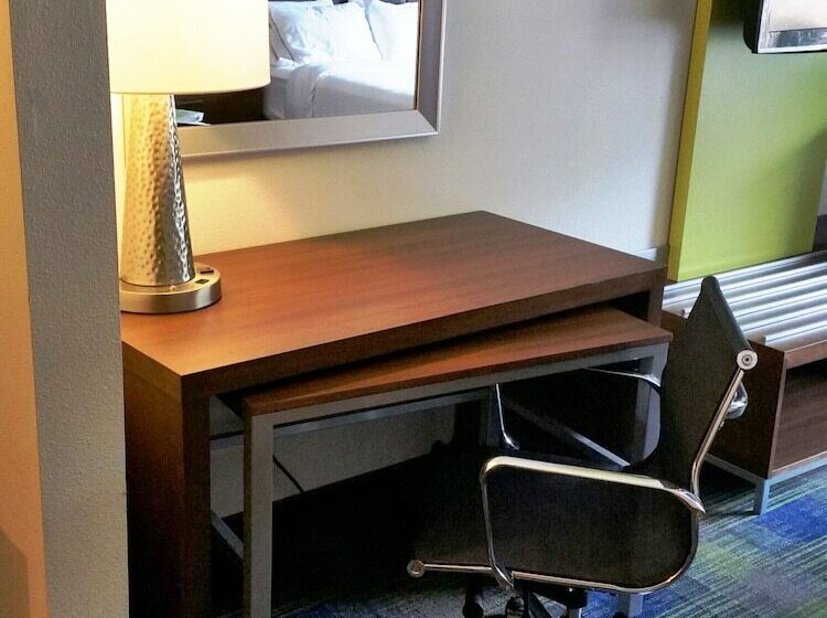 חדר סטנדרט, Holiday Inn Express Hotel & Suites Clifton Park, An Ihg