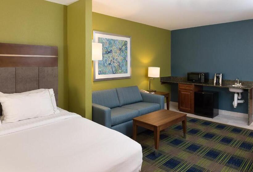 סוויטה מותאמת לאדם עם מוגבלויות, Holiday Inn Express Hotel & Suites Clifton Park, An Ihg