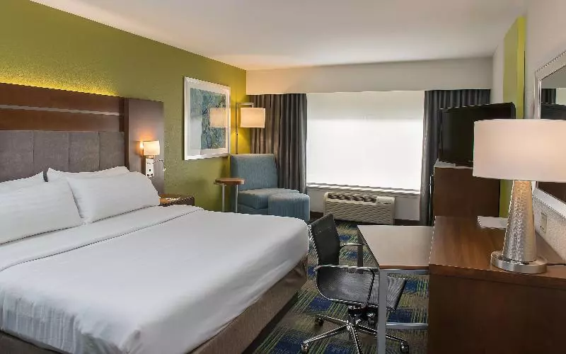 Standard-invahuone King-vuode, Holiday Inn Express Hotel & Suites Clifton Park, An Ihg