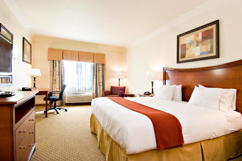 Стандартный Номер Кровать Кинг, Holiday Inn Express & Suites Klamath Falls Central, An Ihg