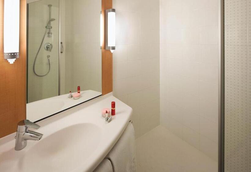 Номер Стандарт, Ibis Barcelona Centro