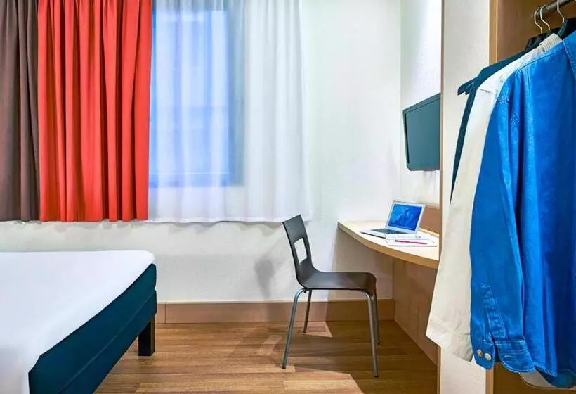 اتاق استاندارد اینتریور, Ibis Barcelona Centro