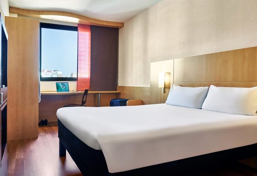 Номер Стандарт, Ibis Barcelona Centro